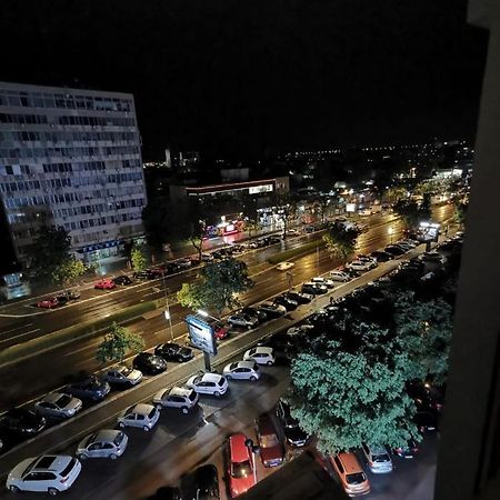 Bulevar Stan Na Dan Apartman Újvidék Kültér fotó