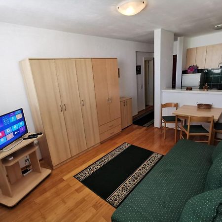 Bulevar Stan Na Dan Apartman Újvidék Kültér fotó