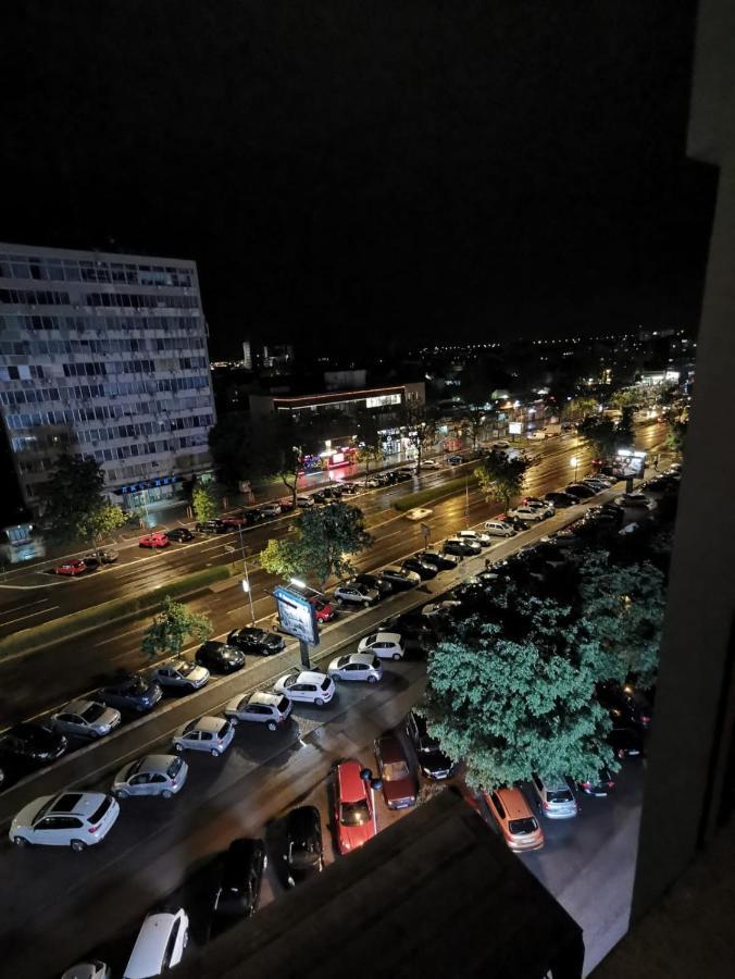 Bulevar Stan Na Dan Apartman Újvidék Kültér fotó